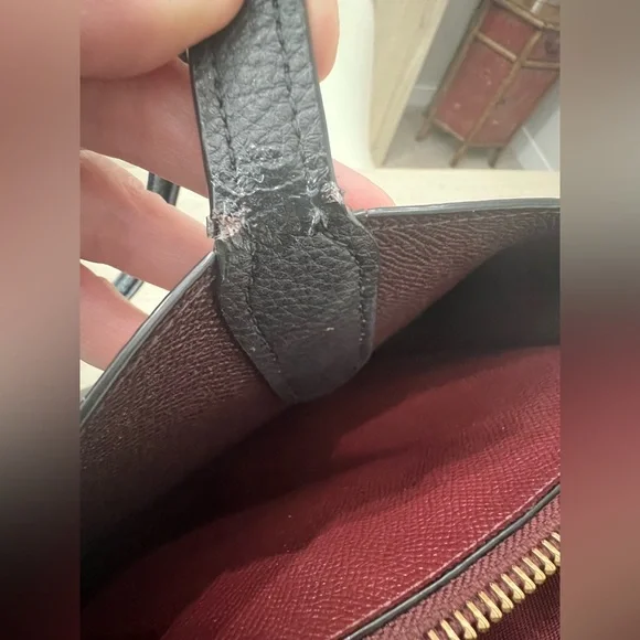 Coach Willow Tote - Picture 14 of 16